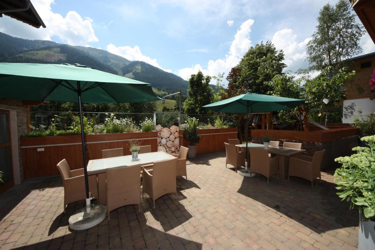 Talheimer Grias Di & Hoamat Since 1958 Inklusive Therme Tauern Spa & Jokercard Saalbach-Hinterglemm Exterior foto