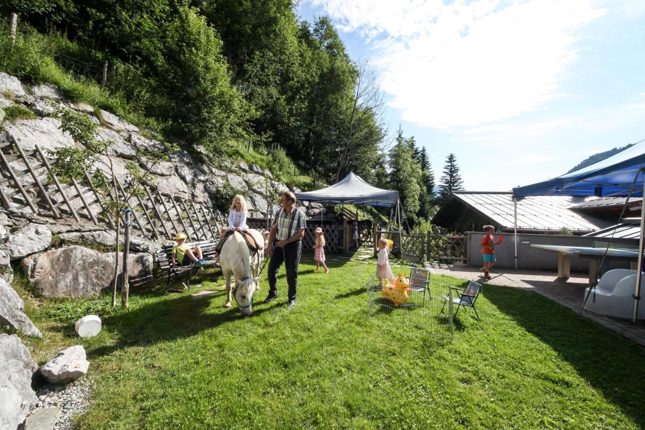 Talheimer Grias Di & Hoamat Since 1958 Inklusive Therme Tauern Spa & Jokercard Saalbach-Hinterglemm Exterior foto
