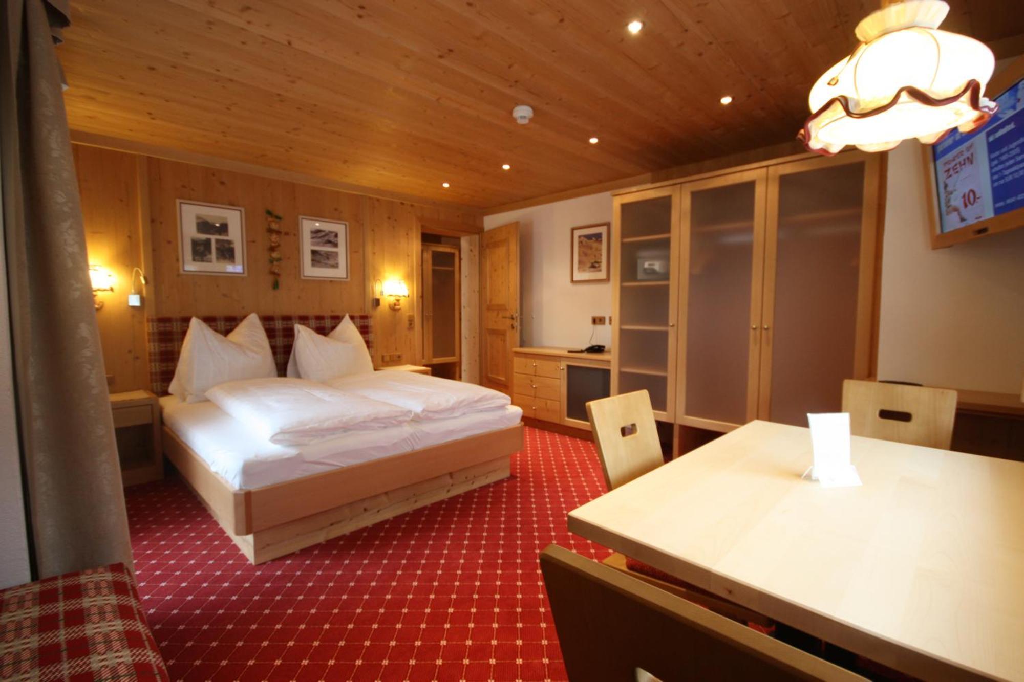 Talheimer Grias Di & Hoamat Since 1958 Inklusive Therme Tauern Spa & Jokercard Saalbach-Hinterglemm Quarto foto